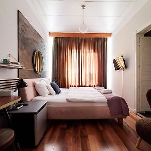 Kamer met een Queen Size Bed